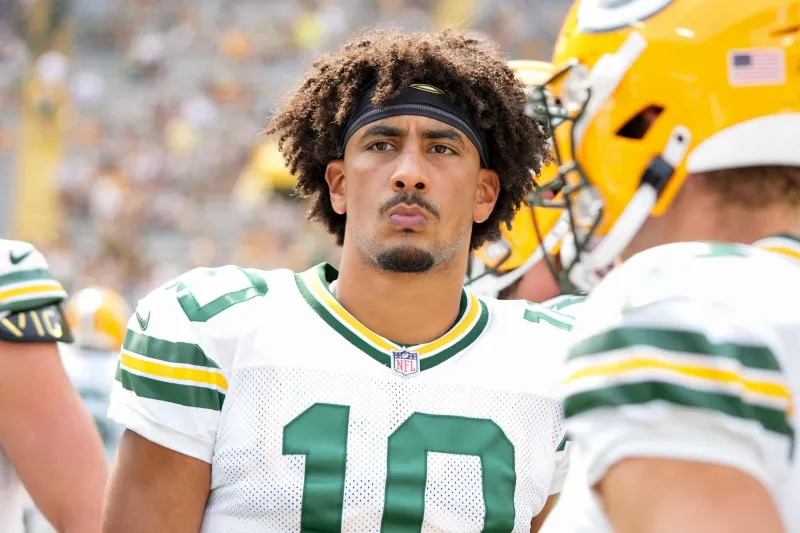 Jordan Love puts on tҺe Superman cape in scorcҺing-Һot Packers-Bears predictions