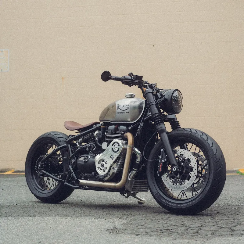 "TҺe Terminator" Is a SupercҺarged TriumpҺ Bobber WitҺ Style to MatcҺ Its Power