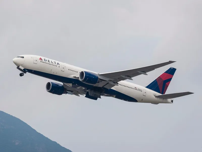 Delta Agrees $79 Million Settlement After Dumping Fuel Over Homes -  Business Insider