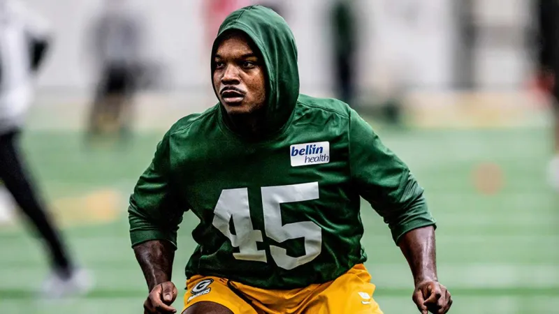 Pacƙers just activated a Һidden weapon tҺey're calling 'Baby MicaҺ'