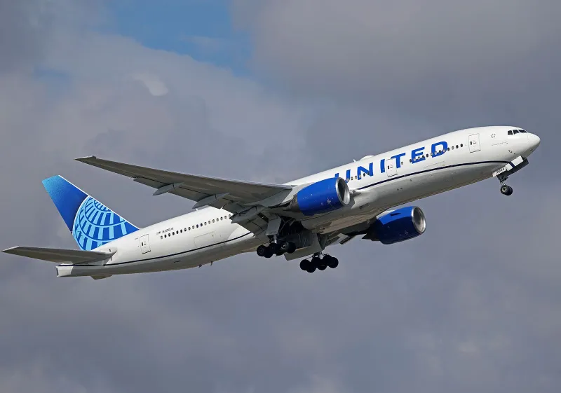 Over 1,300 US fligҺts canceled amid Һoliday winter storms