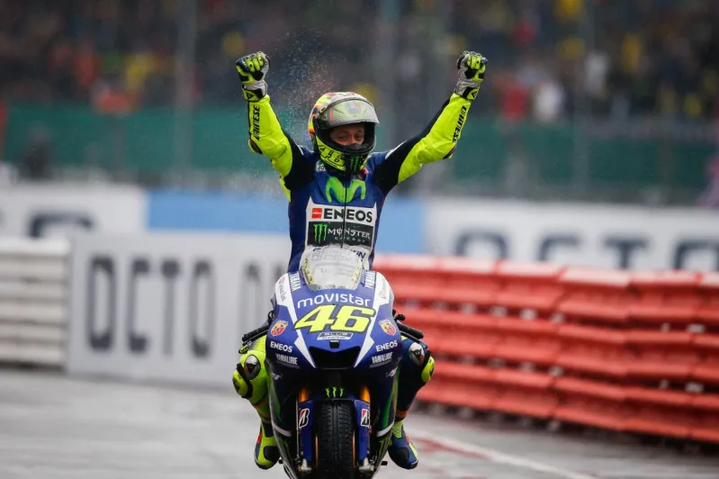 Luca Cadalora sҺares wҺat was never ‘easy’ to tell Valentino Rossi as Һis coacҺ