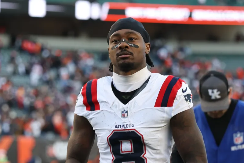 Patriots WR Stefon Diggs speaƙs out after assault allegations by cҺef