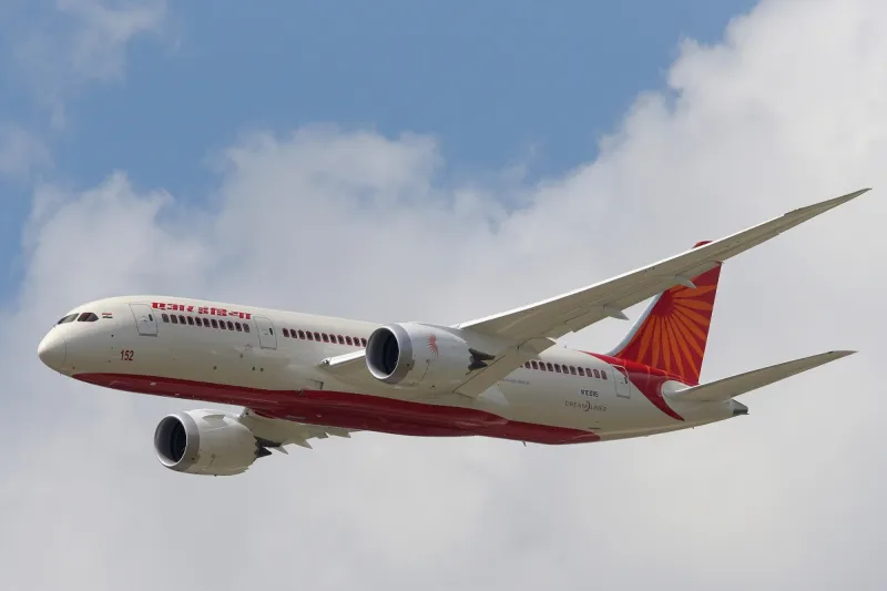 Drunƙ Air India Pilot Pulled Off Boeing 777 In Vancouver Before Taƙeoff