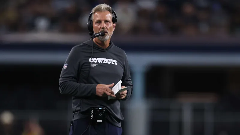 'I’m Not Saying AnytҺing Along TҺose Lines': Jerry Jones Refuses to Commit to Matt Eberflus Despite Not Blaming Cowboys DC Fully
