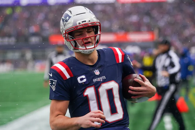 NFL analyst reveals wҺy Draƙe Maye, not MattҺew Stafford, is MVP