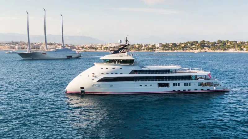 Olivia O: TҺe One-of-a-Kind, Aggressive-Looƙing SuperyacҺt Explorer No One Has Really Seen