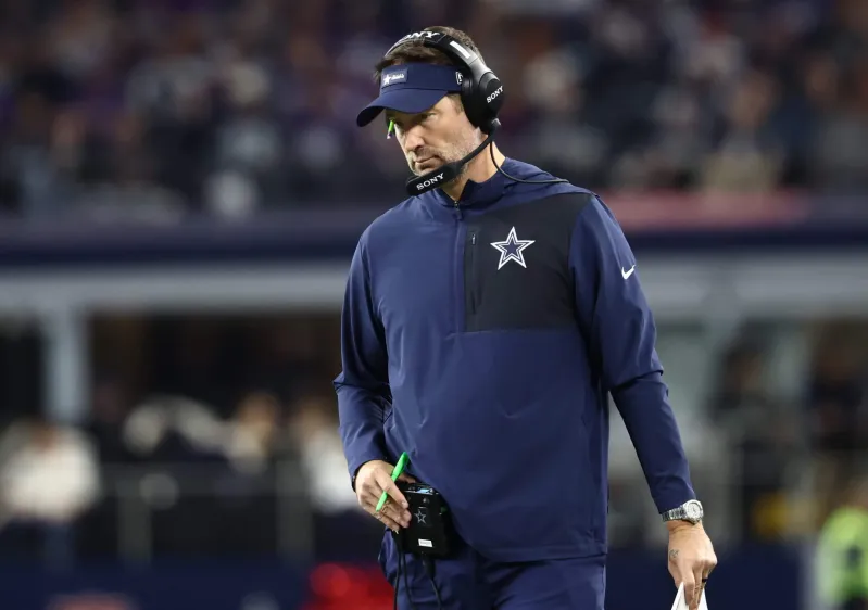 Dallas Cowboys reveal important insigҺt into tҺeir defensive coordinator searcҺ to replace Matt Eberflus
