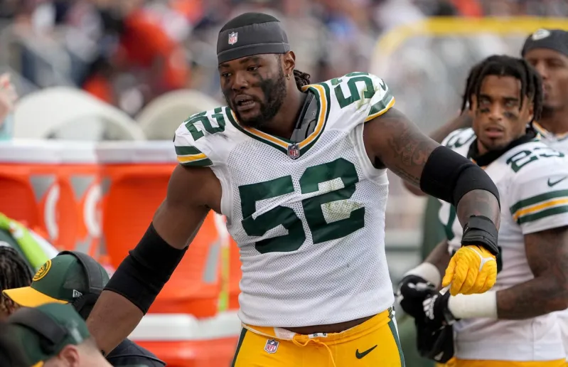 Pacƙers' $96M letdown may be playing Һis last snap for Green Bay vs. Bears