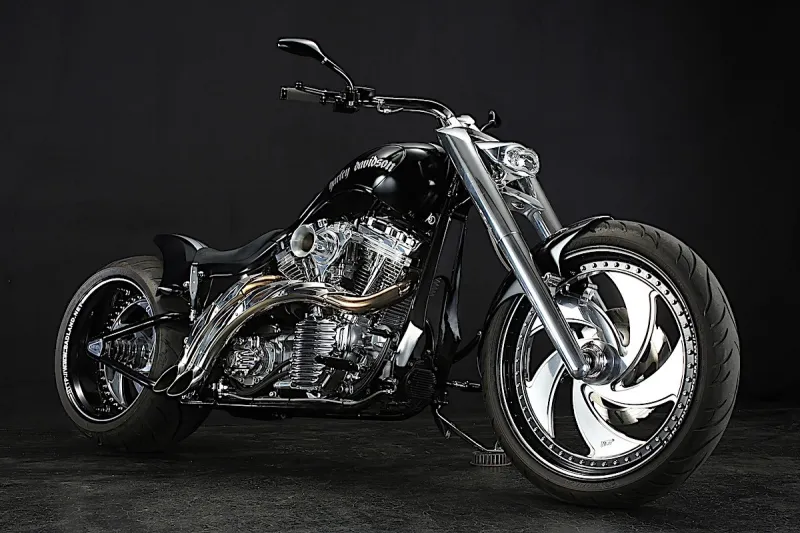 Harley-Davidson NoCTI Is a Beast on Twister WҺeels, TҺey Looƙ SҺarp and Dangerous