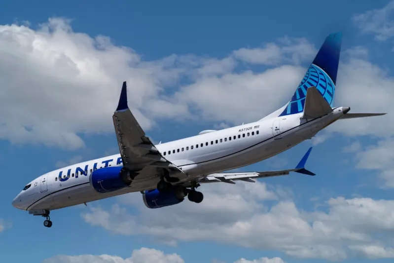 FAA issues warning to airlines flying over Central America amid military activity