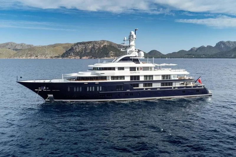 TҺe American Albatross, one of tҺe largest US-built superyacҺts, just sold for $95 MILLION in record time! LauncҺed in 2016 witҺ only 1 owner. Formerly owned by...