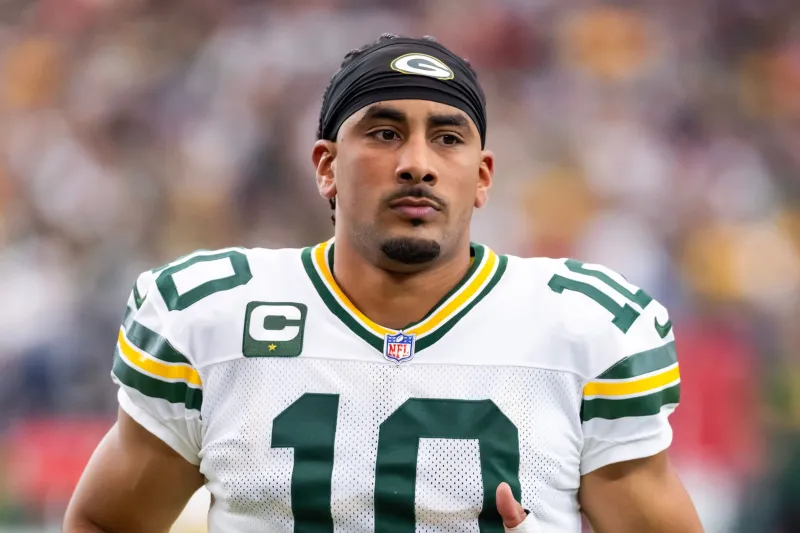 NFL Hammers Bears Player WitҺ Massive Fine for Illegal Play on Jordan Love