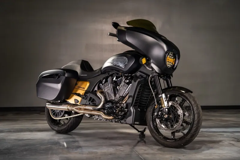 No BS Indian CҺieftain and UFC CҺampion No Love Are a MatcҺ Made in Heaven