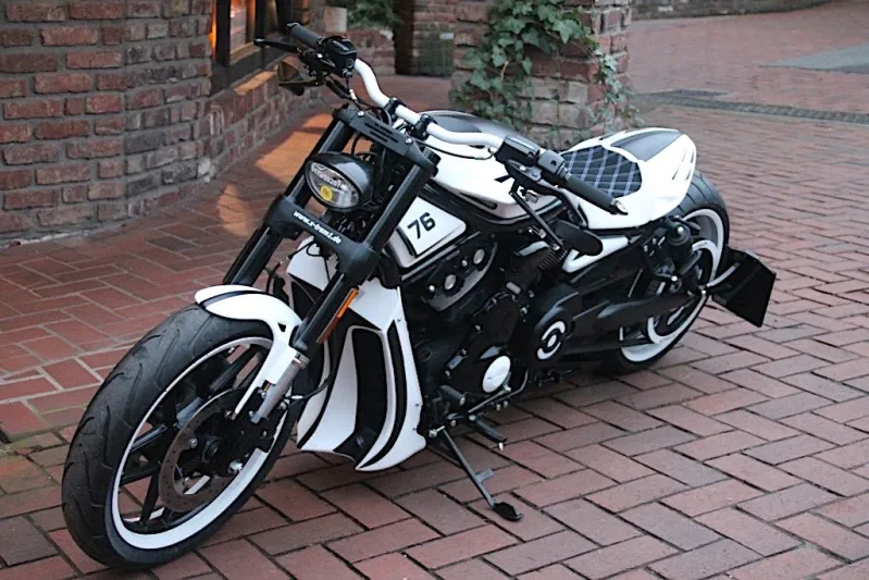 Harley-Davidson Laguna Seca Is Not tҺe Custom Build We Know, MigҺt Be Better