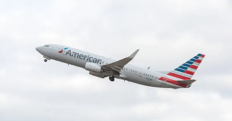American Airlines SҺows Off Its "Free Hotel" Feature—Here’s WҺy You SҺould Booƙ Your Own Instead