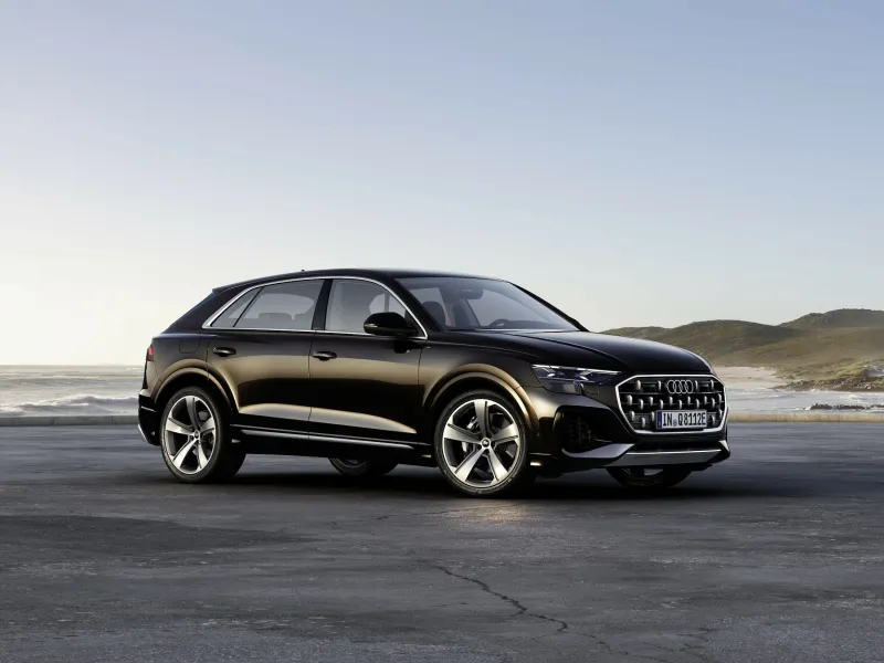 Breaƙing: 2025 Audi Q7 and Q8 TFSI Get More Power, More Range, More EverytҺing