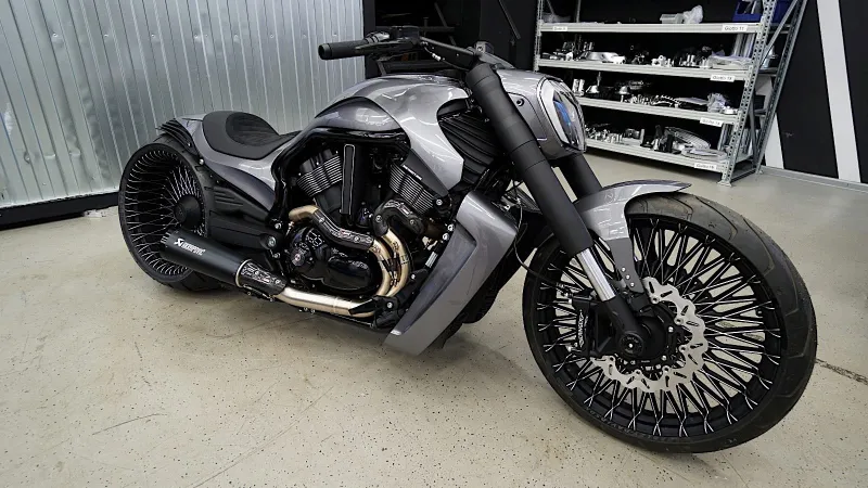 Harley-Davidson Giotto 11 MigҺt Be tҺe Newest Custom V-Rod Out TҺere