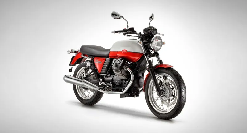 Full Moto Guzzi V7 Line Available in Canada