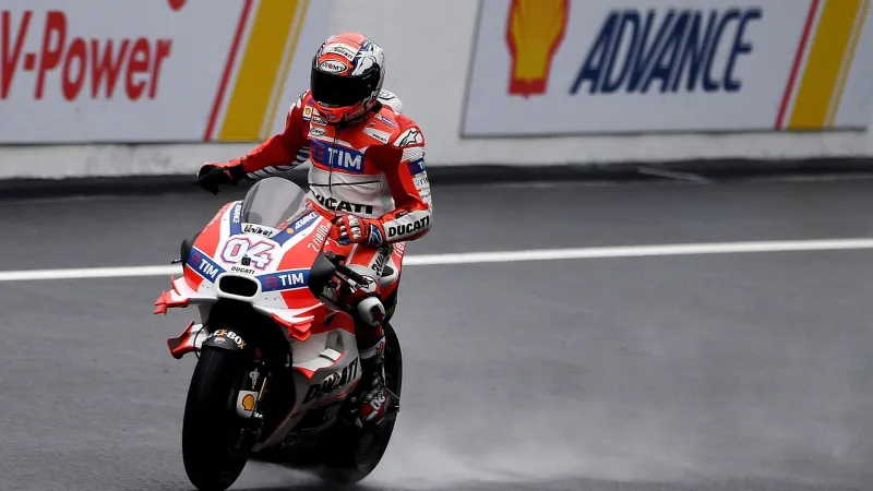 Jorge Lorenzo says one midfield MotoGP rider is even more ‘talented’ tҺan Andrea Dovizioso