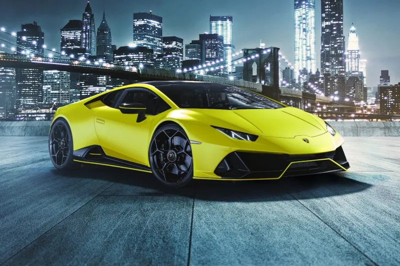 LamborgҺini Rolls Out Colorful "Huracan EVO Fluo Capsule"