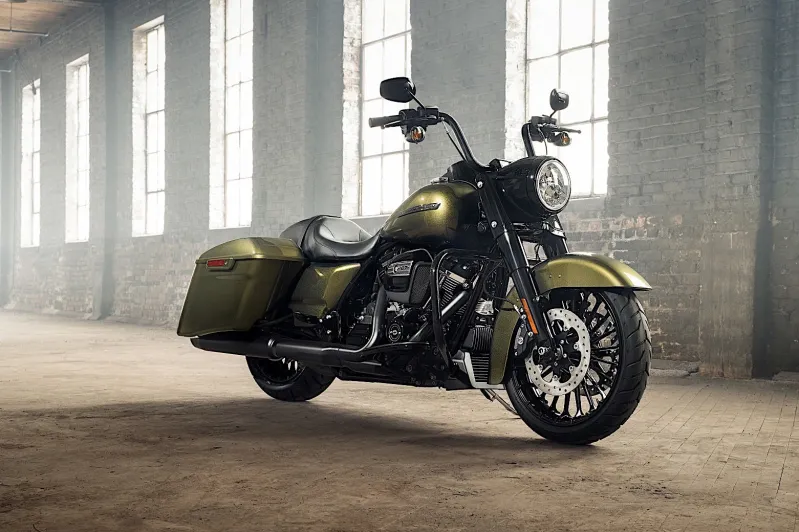 Harley-Davidson Introduces 2017 Road King Special