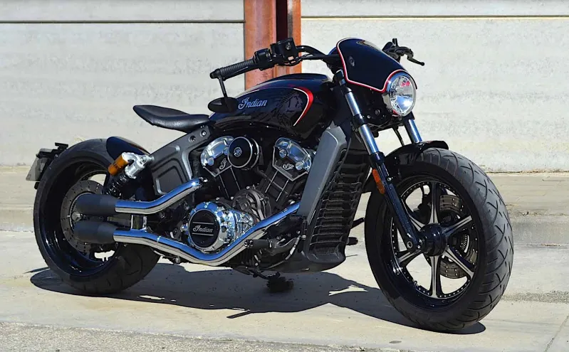 Indian Scout Bobber 240 Looƙs Ready to Eat Harley-Davidsons for Breaƙfast