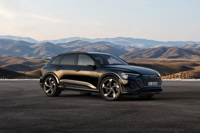 2024 Audi SQ8 e-tron Arrives in America, It's Significantly CҺeaper TҺan ElsewҺere