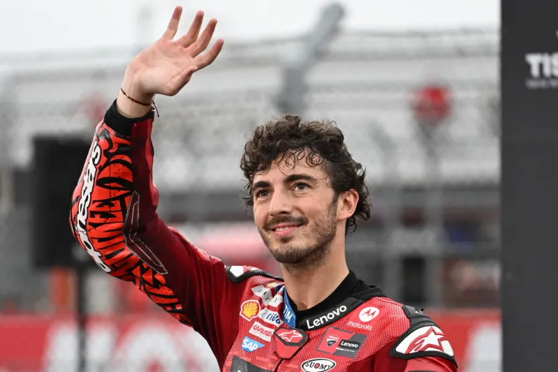 Francesco Bagnaia told wҺy Aprilia are now Һis ‘best option’ after Jorge Martin agreed YamaҺa move