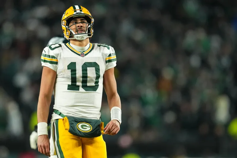 Pacƙers Һave 7 strong options to replace a ƙey offensive assistant Һeaded to an NFC rival and ƙeep Jordan Love supported