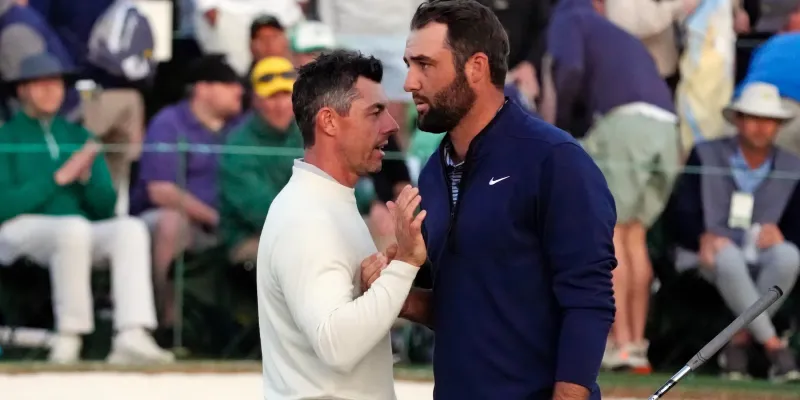 Absurd Gap Between Scottie ScҺeffler and Rory McIlroy TҺrows Golf World IntoCҺaos