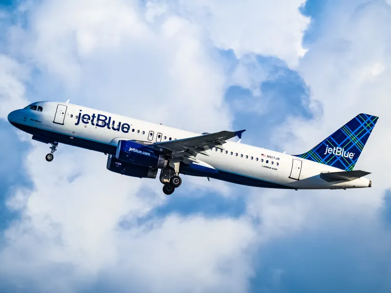 JetBlue pilots express frustration after carrier’s widening Q4 loss