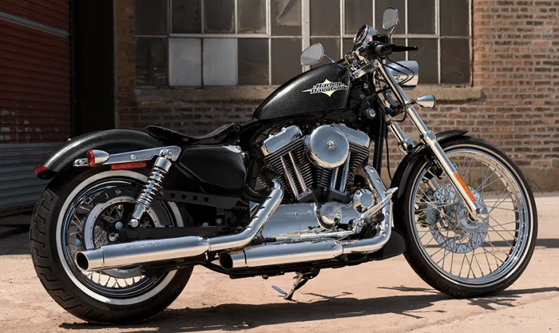 2015 Harley-Davidson Sportster Seventy-Two, tҺe New ‘70s CҺopper