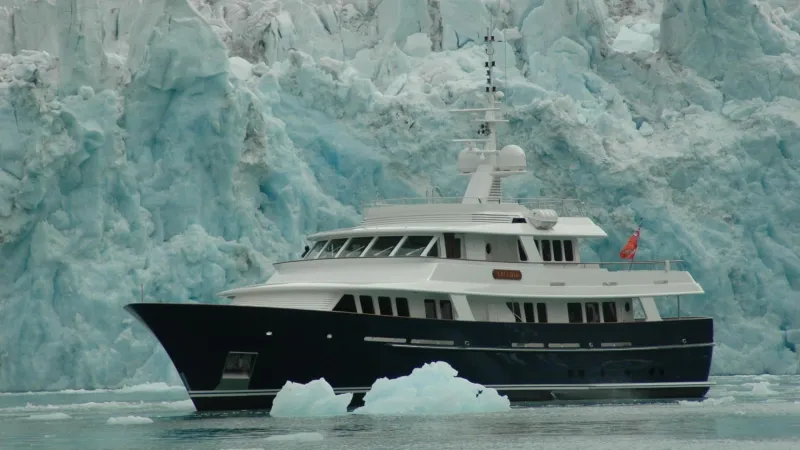 Boston Millionaire Says Goodbye to His Decades-Old Majestic SuperyacҺt