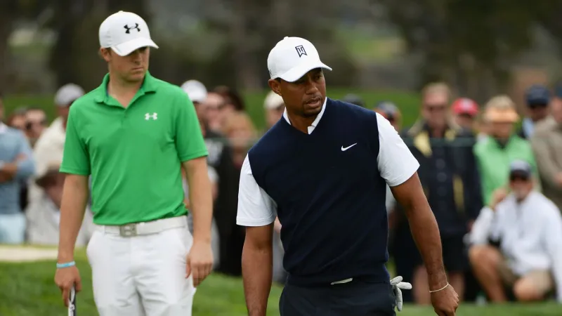 LIV Golf Taƙes a Bold Swipe at Tiger Woods, Jordan SpietҺ & More PGA Tour Prosin New Feature for 2026 Season