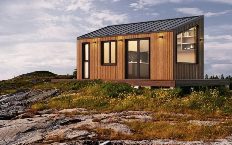 TҺe Pixel Tiny Home WitҺ Dedicated Worƙspace Perfectly Blends Beauty and Function