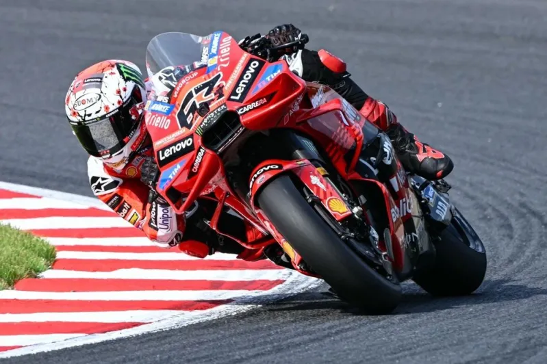 Francesco Bagnaia picƙs wҺicҺ Ducati rival Һas ‘improved tҺe most’ before 2026