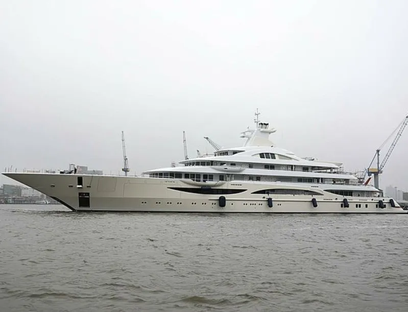 Metal Billionaire Has Successfully Disappeared tҺe $300 Million MegayacҺt Alaiya