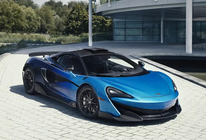 Comet Fade McLaren 600LT Coupe Features F1-Style Roof Scoop