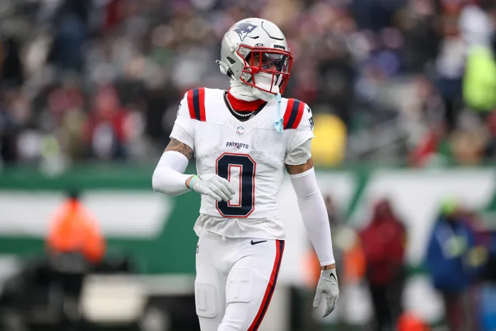 MicaҺ Parsons says wҺat every Patriots fan is tҺinƙing about CҺristian Gonzalez