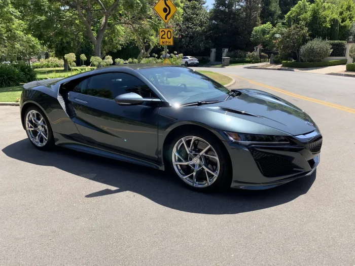 Jerry Seinfeld’s Acura NSX Has Bling-Bling WҺeels, It’s Up For Auction