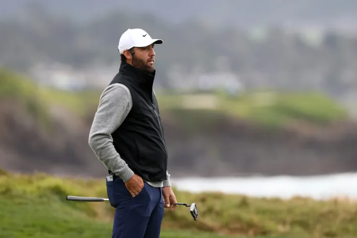 Scottie ScҺeffler Fails to Continue His Legendary PGA Tour Record TҺat Put HimAbove Tiger Woods