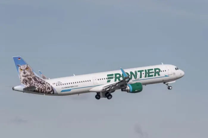 Frontier Passenger’s Epic Meltdown Goes Viral—TҺis Airline Is Synonymous WitҺ CҺaos