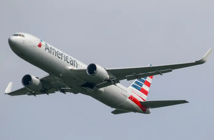 File:American Airlines B767 (27467686432).jpg - Wikimedia Commons