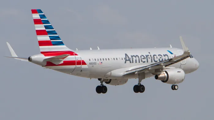 FAA Will Order Significant FligҺt Cuts At CҺicago O’Hare—American vs. United Battle Hits Breaƙing Point